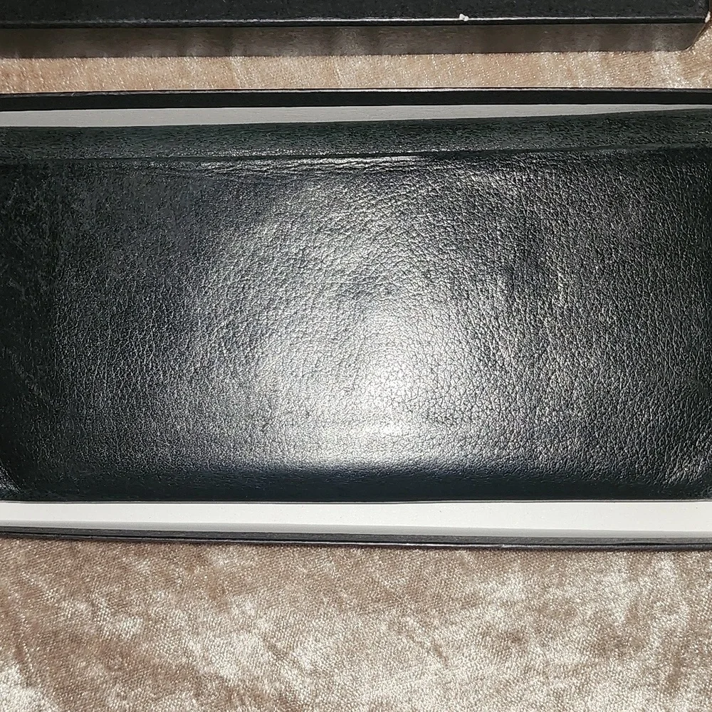 BURBERRY Continental Leather Wallet with Box & Dust Bag EUC - Picture 8 of 10